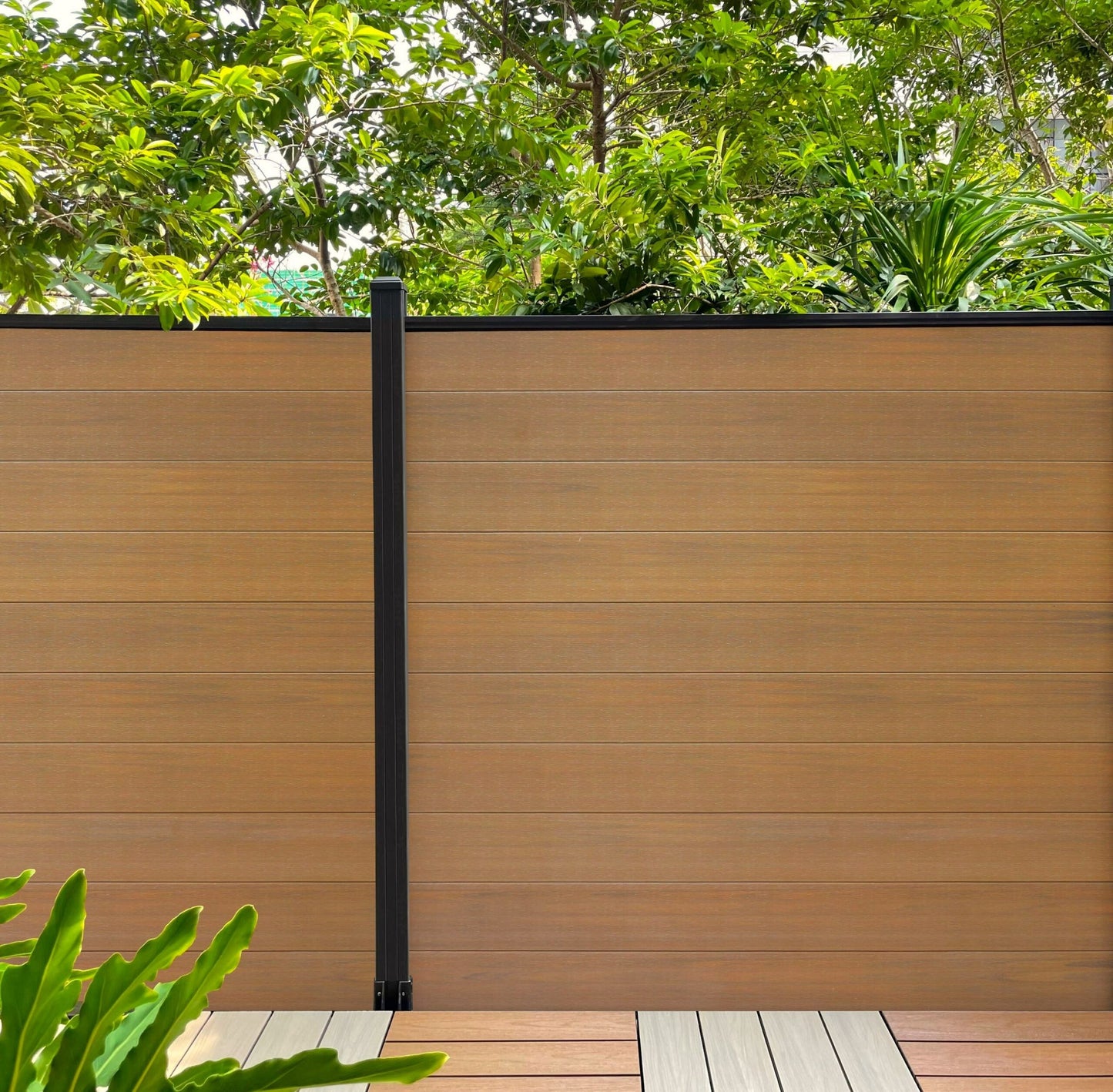 Composiet hekwerk TEAK